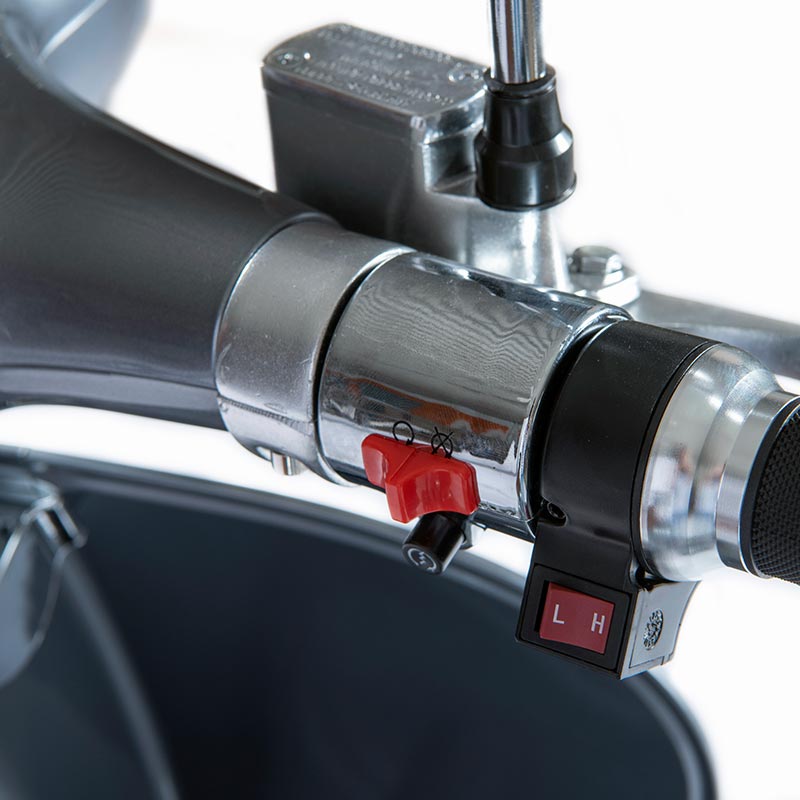 e-ros365 Scooter / Roller grau Griff- und Schalter-Detail – E-LEVEN Mobility Solutions